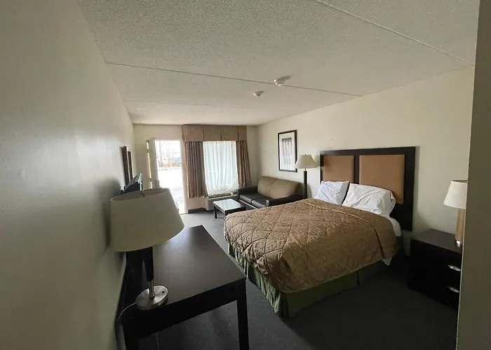 6032 Persepolis Inn